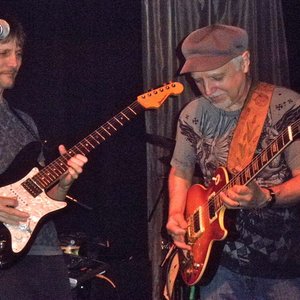 Phil Keaggy & Mike Pachelli 的头像