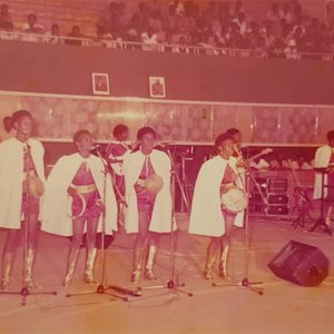 Les Colombes de la Révolution için avatar