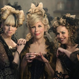 Avatar de Christine Baranski, Tammy Blanchard & Lucy Punch