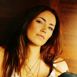 Elvira Nikolaisen photo provided by Last.fm