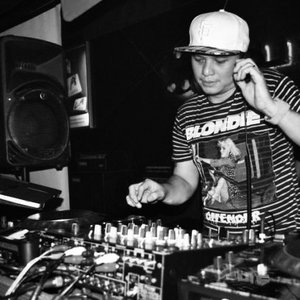 DJ Riri Mestica 的头像