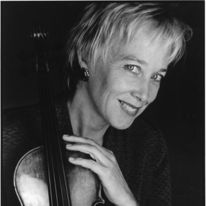 Laurie Lewis photo provided by Last.fm