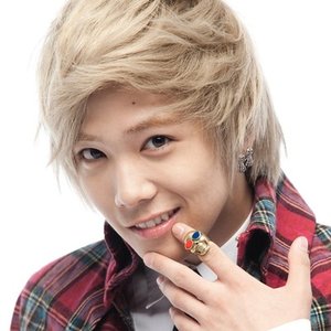 Avatar för Lee Hong Ki (이홍기)