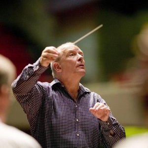 Avatar für Symphony Orchestra Baden Baden, Christopher Hogwood
