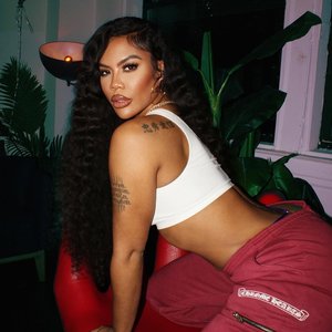 Chinese Kitty için avatar