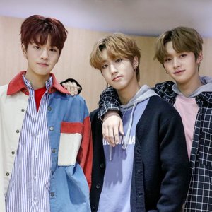 “HAN, Seungmin, I.N”的封面