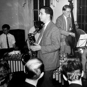 Ronnie Ross Quintet 的头像