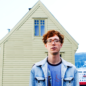 Erlend Øye photo provided by Last.fm