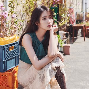 IU 的头像