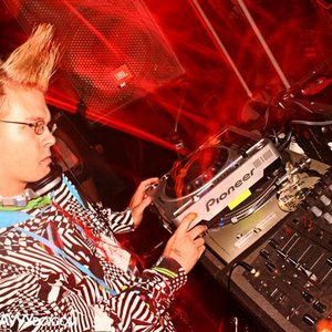 DJ Arrows 的头像