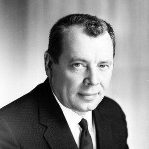 “Bernard Ładysz”的封面