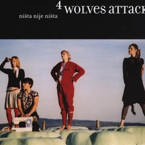 4 Wolves Attack