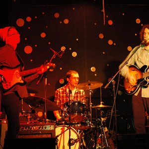 Manna Frost Trio 的头像