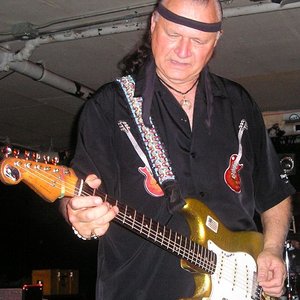 Dick Dale (Richard Anthony Monsour) 的头像