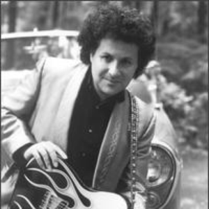 Arlen Roth photo provided by Last.fm