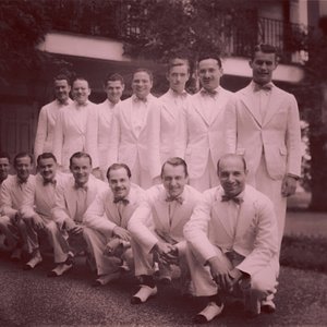 Bob Crosby And His Orchestra - vocal: Bob Crosby 的头像