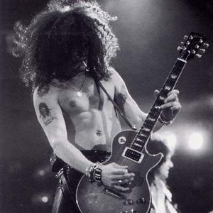 Slash photo provided by Last.fm