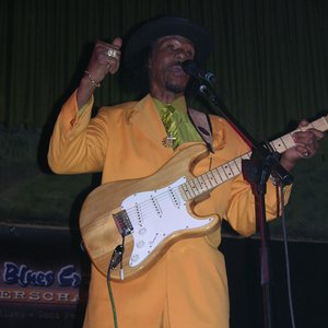 Fillmore Slim 的头像