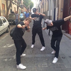 Blood Rain — bladee + Yung Lean | Last.fm