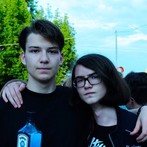 Униженные и Водка 的头像