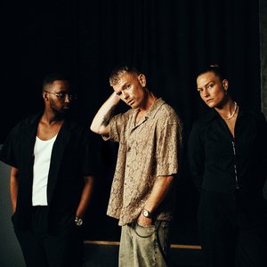 Olivia For Altid (feat. Omar & Svea S)