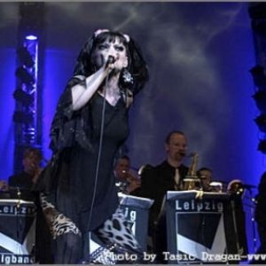 Nina Hagen & Leipzig Big Band için avatar