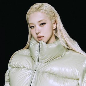 Rosé 的头像