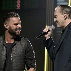 Miguel Bosé con Ricky Martin için avatar