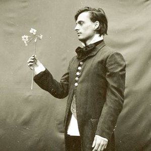 FRANCOIS ATLAS 的头像