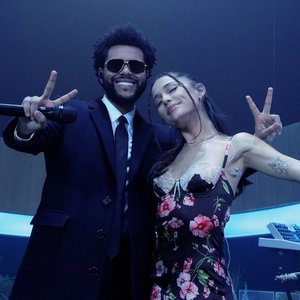 Ariana Grande e The Weeknd için avatar