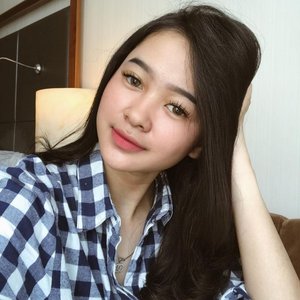 Indah Aqila 的头像