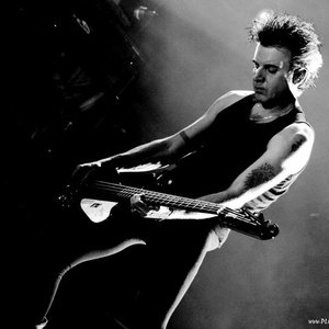 Simon Gallup のアバター