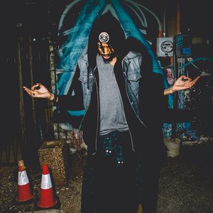 Blue, The Misfit için avatar