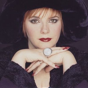 Rebecca Wheatley 的头像