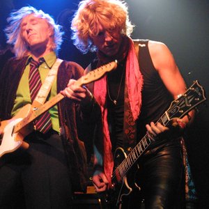 Tim Beam & The Dead Flowers 的头像