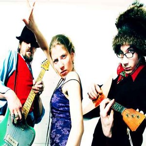 Roni Martin & Jukka Orma Tanssiinkutsu 的头像