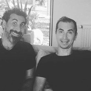 Serj Tankian & Jimmy Urine 的头像
