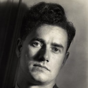 Noel Mewton-Wood 的头像