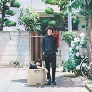 白い朝に咲く 的头像