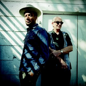 Avatar di Ben Harper, Charlie Musselwhite