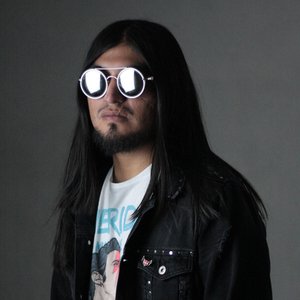 “Carlos Ballarta”的封面