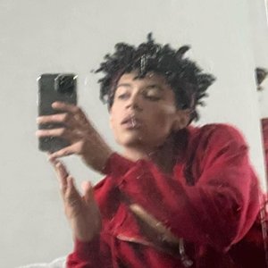 HeartbreakHotel 的头像