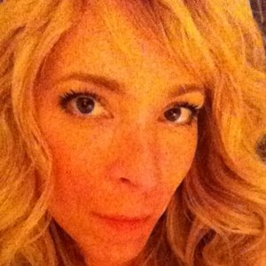 Avatar for April Kelly