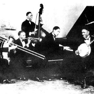 Image for 'Jelly Roll Morton and his Red Hot Peppers'