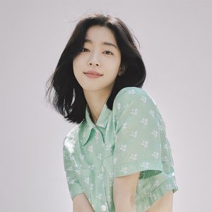 Choi Sung Eun 的头像