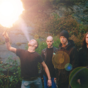 Astroqueen photo provided by Last.fm