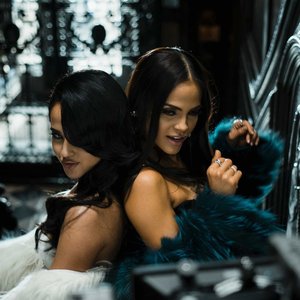 Becky G & Natti Natasha 的头像