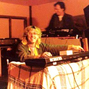 Illusion of Safety photo provided by Last.fm