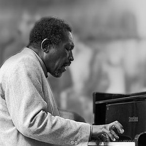 John Hicks Trio, Ray Drummond, Idris Muhammad 的头像