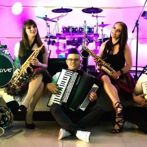 Zespół MASSIVE 的头像